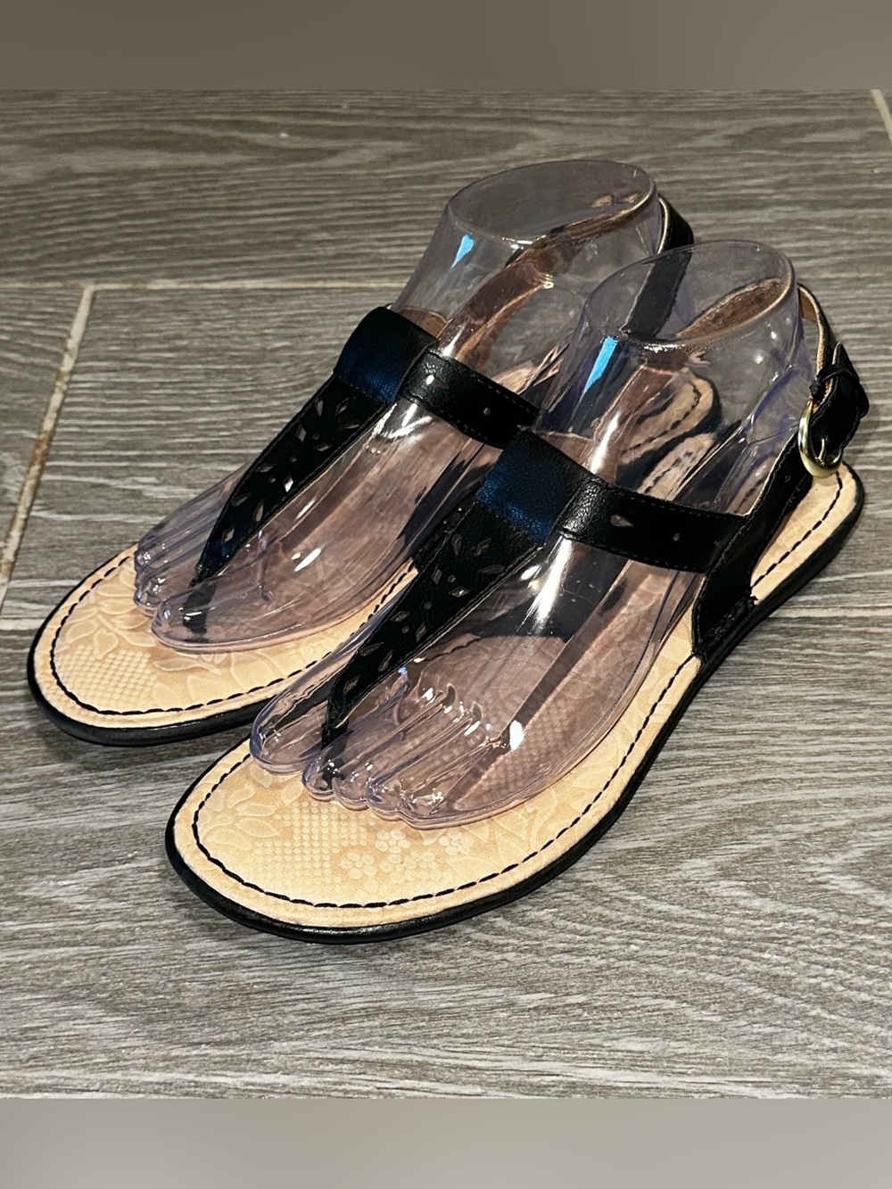 BOC Born Concept Charel Faux Leather Thong Women's 8M Slide Black Sandal Casual